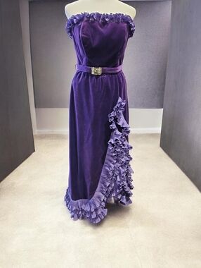 Vintage Strapless Purple Velvet Evening Gown with Ruffle Trim